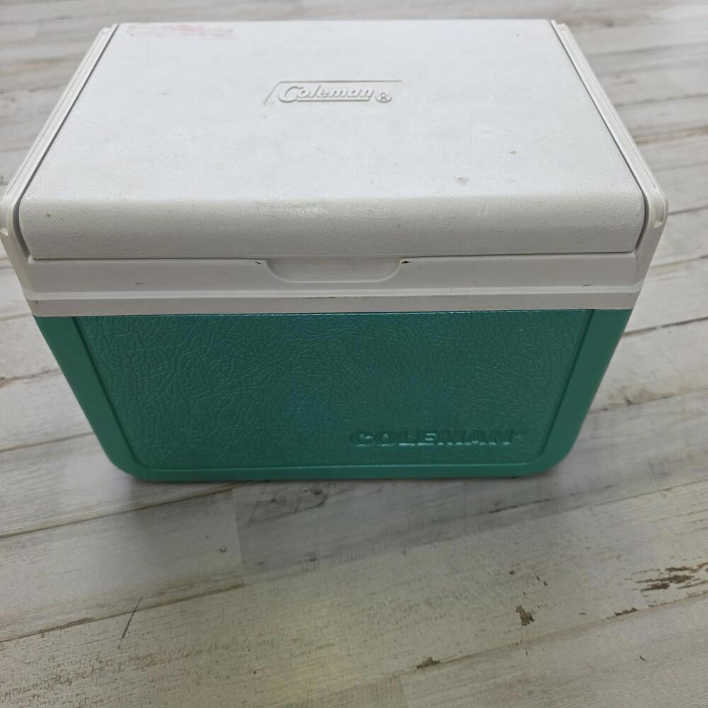 Vintage Coleman Mini Cooler Flip Lid Personal 5205 6 Pack Beer Lunchbox Tailgate